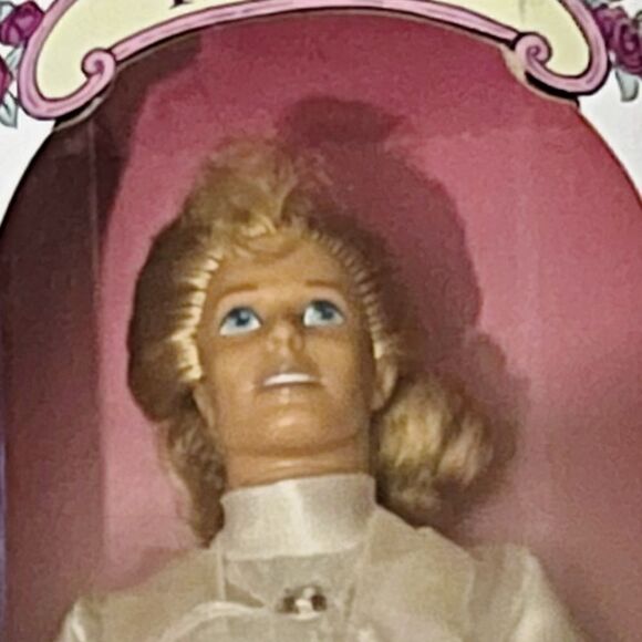 Vintage Disney, beauty and the beast wedding prince doll - Picture 2 of 7